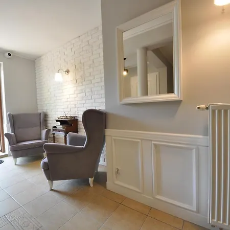 Ambasador ミエルノ