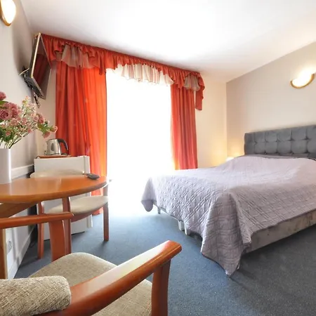 Homestay szállás Ambasador Villa, 150m Do Plazy, Przy Centrum Mielno