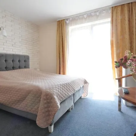 Ambasador Villa, 150m Do Plazy, Przy Centrum Homestay szállás *