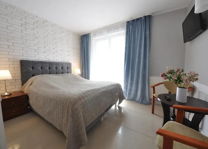 Ambasador Villa, 150m Do Plazy, Przy Centrum Quarto em Acomodações Particulares *