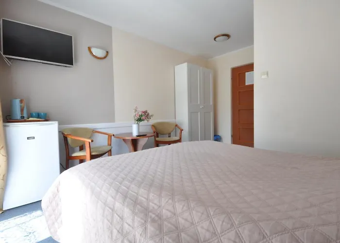 Quarto em Acomodações Particulares Ambasador Villa, 150m Do Plazy, Przy Centrum