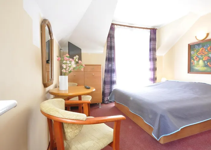 Séjour chez l'habitant Ambasador Villa, 150m Do Plazy, Przy Centrum Mielno (Koszalin)