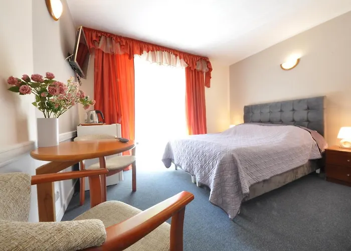 Quarto em Acomodações Particulares Ambasador Villa, 150m Do Plazy, Przy Centrum Mielno (Koszalin)