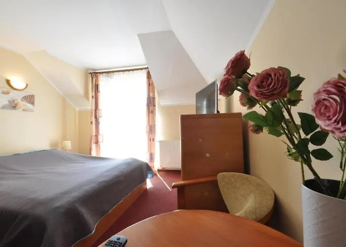 Quarto em Acomodações Particulares Ambasador Villa, 150m Do Plazy, Przy Centrum Mielno (Koszalin)